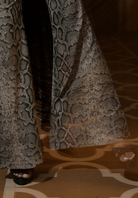 Veyra (Flare pants) - Image 3